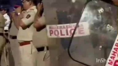 कल्याण: डोंबिवलीतील संवेदनशील परिसरामध्ये पोलिसांनी रूट मार्च काढून शांततेत मतदान करण्याचे केले आव्हान