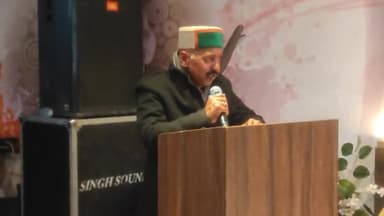 प्रैस क्लब सोलन के लोहड़ी उत्सव में DCC सोलन जिलाध्यक्ष सुभाष चंद वर्माणी लाइव विद कृष्ण भान