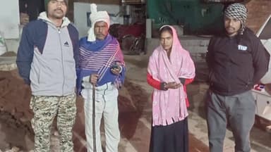 खरगापुर: मथुरा से आई टैक्सी ने कुड़ीला थाना निवासी 25 वर्षीय आशा कुशवाहा को रास्ते में छोड़ा