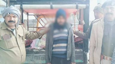 सुप्पी: सुप्पी में चोरी की ऑटो से शराब तस्करी का भंडाफोड़, एक तस्कर गिरफ्तार, 306 लीटर शराब बरामद