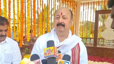 सांगोला: दिवंगत साळुंखे पाटील यांना समाजकार्यातून सांगोला तालुक्यातील प्रतिनिधित्व करण्याची संधी मिळाली : दीपक साळुंखे पाटील