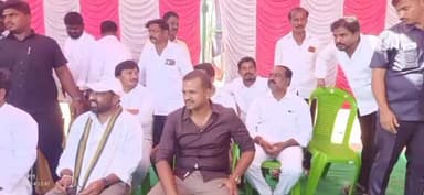 ధర్మవరంలో జరిగిన భోగి వేడుకలకు సత్యసాయి జిల్లా ఎస్పీ సతీష్ కుమార్ హాజరు