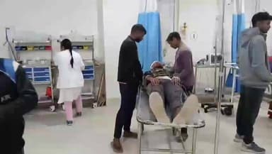 सकलडीहा: धरहरा मड़ई में जमीनी विवाद को लेकर हुआ खूनी संघर्ष, आधा दर्जन से अधिक लोग घायल