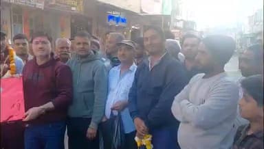 आसीन्द: आसींद नगर पालिका का पहला अग्निवीर दिवेश सेन का नगर में भव्य स्वागत, सम्मानपूर्वक प्रशिक्षण हेतु रवाना