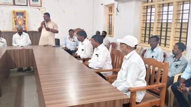 ಹೊಳಲ್ಕೆರೆ: ಹೊಳಲ್ಕೆರೆ ತಾಲ್ಲೂಕು ಕಚೇರಿಯಲ್ಲಿ ಶ್ರೀಗುರು ಸಿದ್ದರಾಮೇಶ್ವರ ಜಯಂತಿ