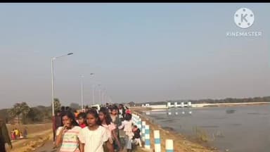 পুরুলিয়া ২: মকর সংক্রান্তির মেলায় উৎসব প্রেমী মানুষদের ভিড় উপচে পড়লো পুরুলিয়া ২ নং ব্লকের পিঠাজোড় ও চরগালি এলাকায়