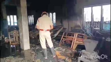 ಬಂಗಾರಪೇಟೆ: ವಿದ್ಯುತ್ ಶಾರ್ಟ್ ಸರ್ಕ್ಯೂಟ್ ನಿಂದ ಸೋಫಾ ಸೆಟ್ ಹಾಗೂ ಕುಶನ್ ಅಂಗಡಿಗೆ ಬೆಂಕಿ