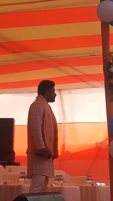 डुमरिया नारायणी महोत्सव में कलाकार कि प्रसतुती माइकी कृपा.. # #ribar #DM #naraynimahotsaw #RiteishDeshmukh