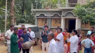 কুমারঘাট: কুমারঘাট এলাকায় নগর কীর্তনে অংশগ্রহণ করেন এলাকার বিধায়ক