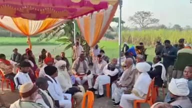 फुलवरिया: भागवत परसा में बाबा भूतनाथ जयंती धूमधाम से मनाई गई, विधायक ने किया झंडा तोलन, हुआ भजन कीर्तन