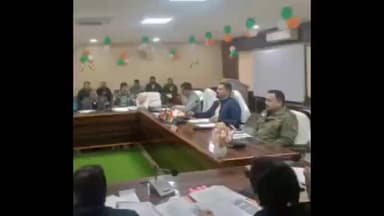 नवाबगंज: बाराबंकी पुलिस लाइन में नागरिक सुरक्षा का बड़ा अभ्यास, ब्लैक आउट मॉक ड्रिल में सभी विभागों की तैयारियों का परीक्षण