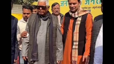 पिता–पुत्र का मिलन, विवादों पर विराम: मकर संक्रांति पर तेज प्रताप के आवास पहुंचे लालू प्रसाद यादव,
#BiharNews #viralpos...