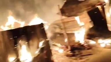 भवानीपुर: लाठी पंचायत वार्ड-4 में भीषण अगलगी, तीन परिवारों के घर जल गए, 16 मवेशियों की हुई मौत