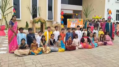 ಕೃಷ್ಣರಾಜಪೇಟೆ: ಪಟ್ಟಣದ ಸ್ಕೂಲ್ ಆಫ್ ಇಂಡಿಯಾ ಶಾಲೆಯಲ್ಲಿ ಸುಗ್ಗಿ ಸಂಭ್ರಮಾಚರಣೆ ಕಾರ್ಯಕ್ರಮ