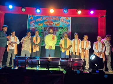 ଅନୁଗୋଳ: ଟୋଲକବେଡା ଗ୍ରାମ ନିକଟ ଟିକିରା ନଦୀ କୂଳରେ ହେଉଥିବା ମକର ଯାତ୍ରାରେ ଯୋଗ ଦେଲେ ତାଳଚେର ବିଧାୟକ