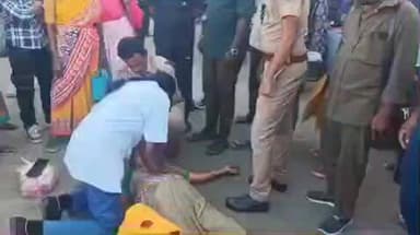 திருப்பூர் தெற்கு: காமராஜர் சாலையில் மத்திய பேருந்து நிலையத்தில் பயணி ஒருவர் திடீர் மயக்கம் அடைந்ததால் பரபரப்பு ஏற்பட்டது