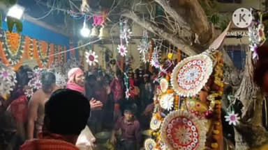 বিষ্ণুপুর: বিষ্ণুপুরের বড়মতলায় শুকর বলি দেখতে ভিড়