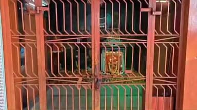 લીંબડી: લીંબડી ભફૈયા આશ્રમ ખાતે બ્રહ્મલીન સદગુરૂ સંત શ્રી રામરતનગીરી બાપુની 13 પુર્ણ્યતિથીએ મહાઆરતી મહા પ્રસાદ સાથે ઉજવણી કરાઇ