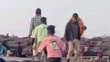 पिपरई: मकर संक्रांति पर भरका कुंड में लगा ऐतिहासिक मेला, बड़ी संख्या में उमड़े लोग