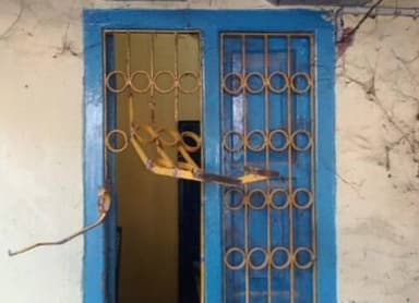 अमौर: अमौर - स्टेट बैंक गेरुआ शाखा में चोरों ने चोरी की घटना को अंजाम दिया, डीवीआर लेकर हुए फरार