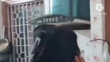 দেৰগাঁও: দেৰগাঁৱৰ ৰজাবাহাৰত চুৰিকাণ্ড, চোৰে লুটি নিলে সোণৰ গহনাৰ লগতে দহ লক্ষাধিক টকাৰ সামগ্ৰী