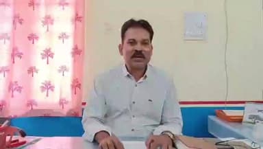 నిర్మల్: సీఎం రేవంత్ రెడ్డి జిల్లాలో పర్యటిస్తున్న నేపథ్యంలో పోలీసుల ఆదేశాల మేరకు బస్సుల రాకపోకలపై ఆంక్షలు: డిపో మేనేజర్ పండరి