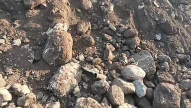 ભાણવડ: ઘુમલી મોખાણાને જોડતા બ્રિજના કામમાં ભ્રષ્ટાચાર થતા હોવાનું સ્થાનિક જાગૃત યુવાનનો વિડિઓ થયો વાયરલ....