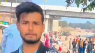 गरौठा: गुरसराय थाना क्षेत्र के काशीराम कॉलोनी में 22 वर्षीय युवक ने की आत्महत्या, पुलिस जांच में जुटी