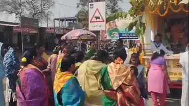 రామగుండం: భగవాన్ శ్రీ సత్య సాయిబాబా శత జయంతి ఉత్సవాలు., చౌరస్తాకు చేరుకున్న రథయాత్ర