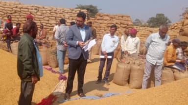 पिथौरा: धान खरीदी में गंभीर अनियमितताएं, समिति प्रबंधक को निलंबित किया गया, एफआईआर दर्ज करने के दिए गए निर्देश