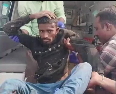 గద్వాల్: ఉప్పల గ్రామ సమీపంలో రోడ్డు ప్రమాదం...వ్యక్తికీ తీవ్ర గాయాలు