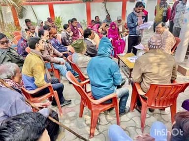 सिधवलिया: बैकुंठपुर विधायक ने डुमरिया स्थित अपने निवास पर लगाया जनता दरबार, सुनी लोगों की समस्याएं