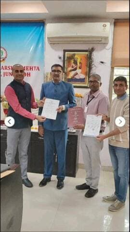 ધરમપુર: જિલ્લાના મદદનીશ નોંધણી સર નિરીક્ષક દિવ્યેશ પટેલ પી.એચડી થયા