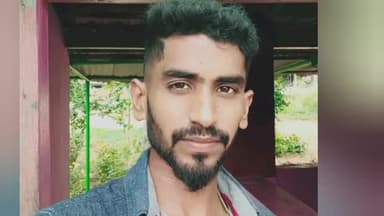 ಮಳವಳ್ಳಿ: ನಿಂತಿದ್ದ ಗೂಡ್ಸ್ ವಾಹನಕ್ಕೆ ಬೈಕ್ ಡಿಕ್ಕಿ ಬೈಕ್ ಸವಾರ ಸ್ಥಳದಲ್ಲೇ ಸಾವು, ತಾಲ್ಲೂಕಿನ ನಾಗೇಗೌಡನ ದೊಡ್ಡಿ ಬಳಿ ಘಟನೆ