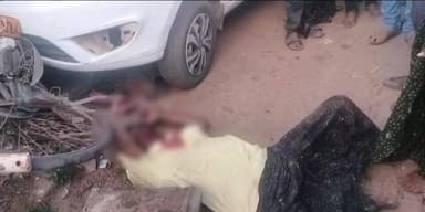 గొల్లపాలెం లో చెప్పుల షాపులోకి దూసుకెళ్లిన కారు