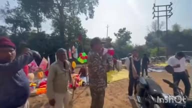 चुरहट: सीधी जिले में विभिन्न स्थानों पर वेस्टेड पॉलिथीन हटाने का कार्य किया गया, वन कर्मी रहे मौजूद