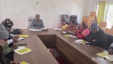 रानीश्वर: रानीश्वर बीडीओ श्री राजेश कुमार सिन्हा की अध्यक्षता में प्रखंड स्तरीय समन्वय समिति की बैठक हुई