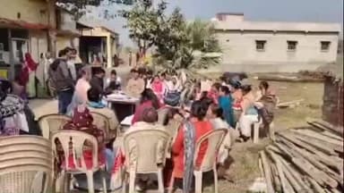 बिंद: पीएचसी बिंद में एएनएम व स्वास्थ्य कर्मियों के साथ हुई बैठक