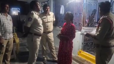 సత్తెనపల్లిలోని ఓ ఇంట్లో తాళాలు పగలగొట్టి చోరీ