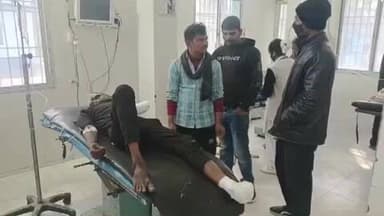 खगड़िया: रामटोल कोिठया रेलवे ढ़ाला के पास ट्रेन की चपेट में आने से युवक गंभीर रूप से घायल, अस्पताल रेफर