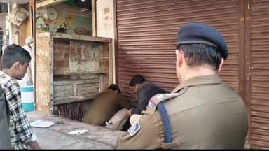 सोनकच्छ: सोनकच्छ पुलिस ने प्रतिबंधित चायनीज मांझा बेचने वाले युवक को पकड़ा, दुकान सील कर भेजा जेल