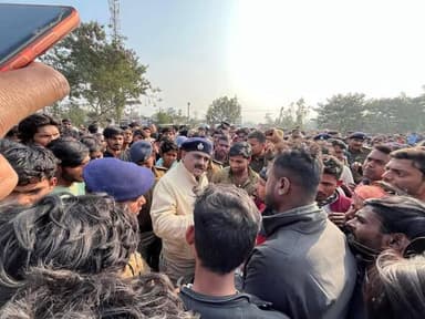 तेज रफ्तार स्कॉर्पियो की टक्कर से मछली व्यवसायी की मौत, चालक फरार !
एनएच-27 पर रिलायंस पेट्रोल पंप के पास सुबह हुए सड़क ...