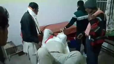 बबेरू: बबेरू सीएचसी में डॉक्टर ना मिलने पर घायल मरीज आधा घंटा तक तड़पता रहा, युवक की हालत गंभीर रही