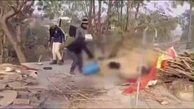 सिंघवारा: सिंहवाड़ा में अवैध शराब के खिलाफ बड़ी कार्रवाई, 100 लीटर अवैध शराब नष्ट की गई