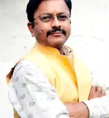 इचाक: संजीव को जिलाध्यक्ष एवं आदित्य को प्रदेश अध्यक्ष बनाए जाने पर कार्यकर्ताओं में जश्न