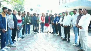 घट्टिया: घट्टिया विधायक सतीश मालवीय ने घटिया विधानसभा क्षेत्र के कार्यकर्ताओं से की मुलाकात