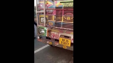 ବିଶୋଇ: ବନେଇକଳା ଠାରେ ଟ୍ରକ–ବାଇକ୍ ଦୁର୍ଘଟଣା; ସ୍ଵାମୀ ସ୍ତ୍ରୀଙ୍କ ମୃତ୍ୟୁ