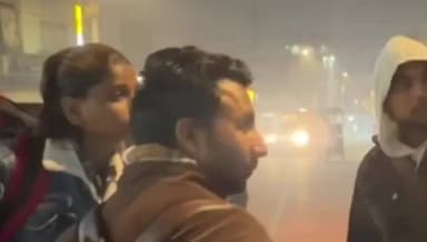 मिलक: रामपुर जनपद में ठंड ने दिखाया रौद्र रूप, सार्वजनिक स्थानों पर नहीं जल रहे अलाव