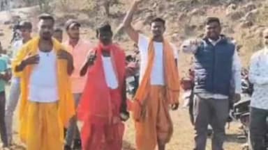 पोटका: तिलाई पहाड़ में गूंजा जय मां ठाकुरानी का जयकारा, अखान दिन पर उमड़ा श्रद्धा और आस्था का सैलाब