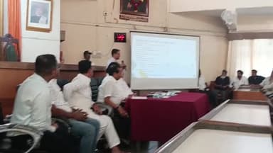 सातारा: सातारा शहरातील राधिका रोड आणि राजपथ होणार सिमेंट काँक्रीटचे, पालिकेत मंत्री शिवेंद्रराजे यांच्या अध्यक्षतेखाली बैठक